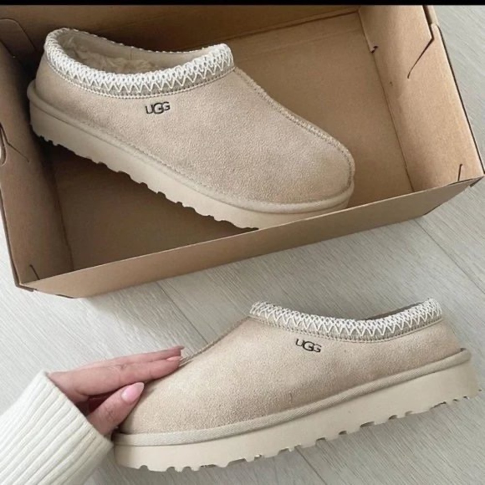 UGG Women's Slip-On Platform Clogs in Light Beige
